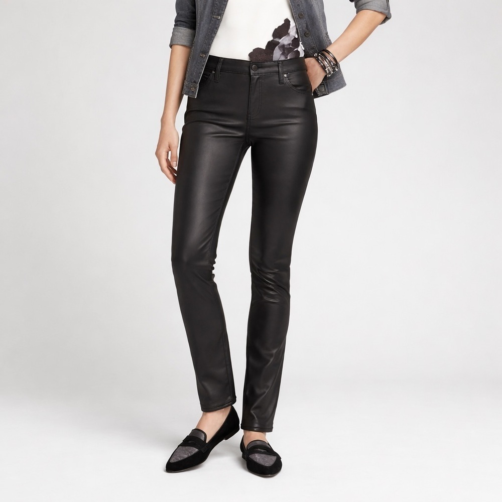 Chicos Platinum Black Coated Denim Slim Leg Jeans Women Size 1 Edgy Leather Look